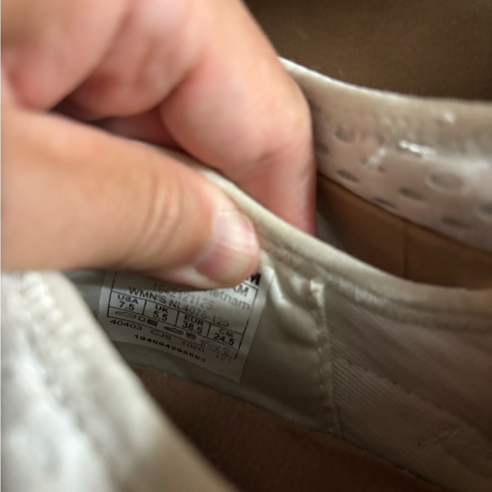 Sorel - Picture 5 of 9